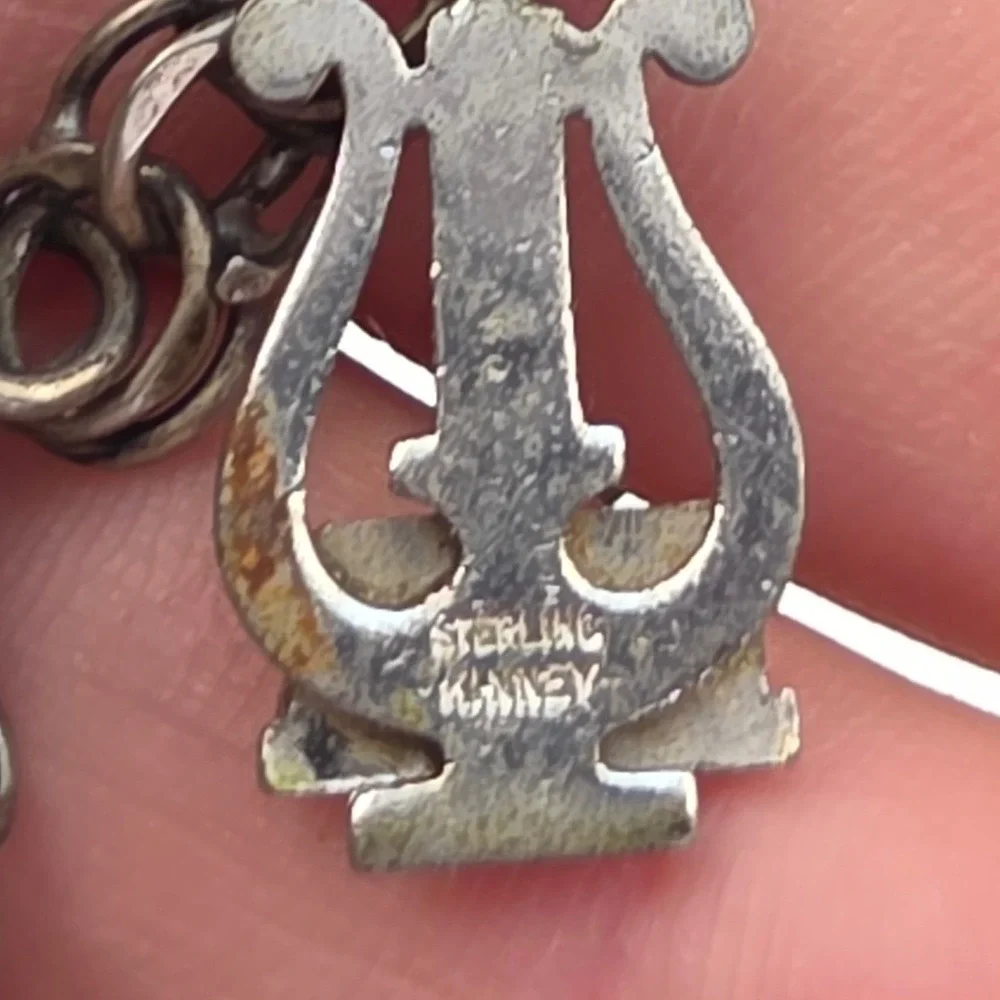 Vintage Sterling Silver Charm Bracelet 1965 Whos Who Schoolhouse Harp 24g